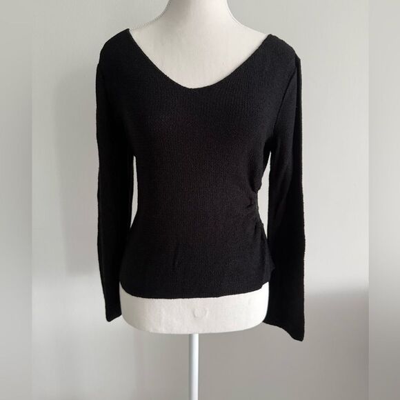 Brenda Serper black knit sweater in size S with peekaboo side preowned - Picture 1 of 4